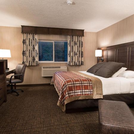 Best Western Plus Flathead Lake Inn And Suites Kalispell Exterior foto