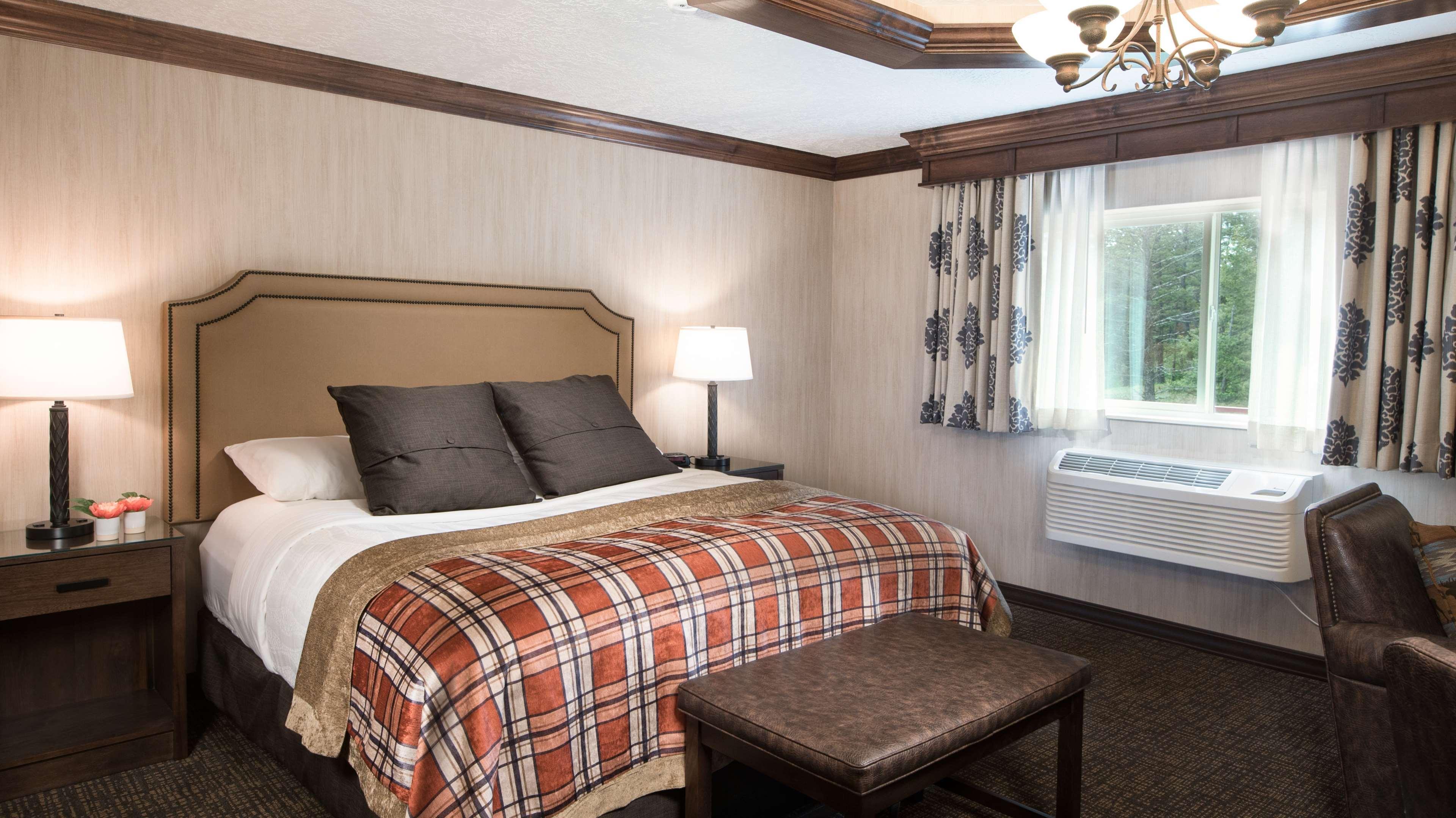 Best Western Plus Flathead Lake Inn And Suites Kalispell Exterior foto