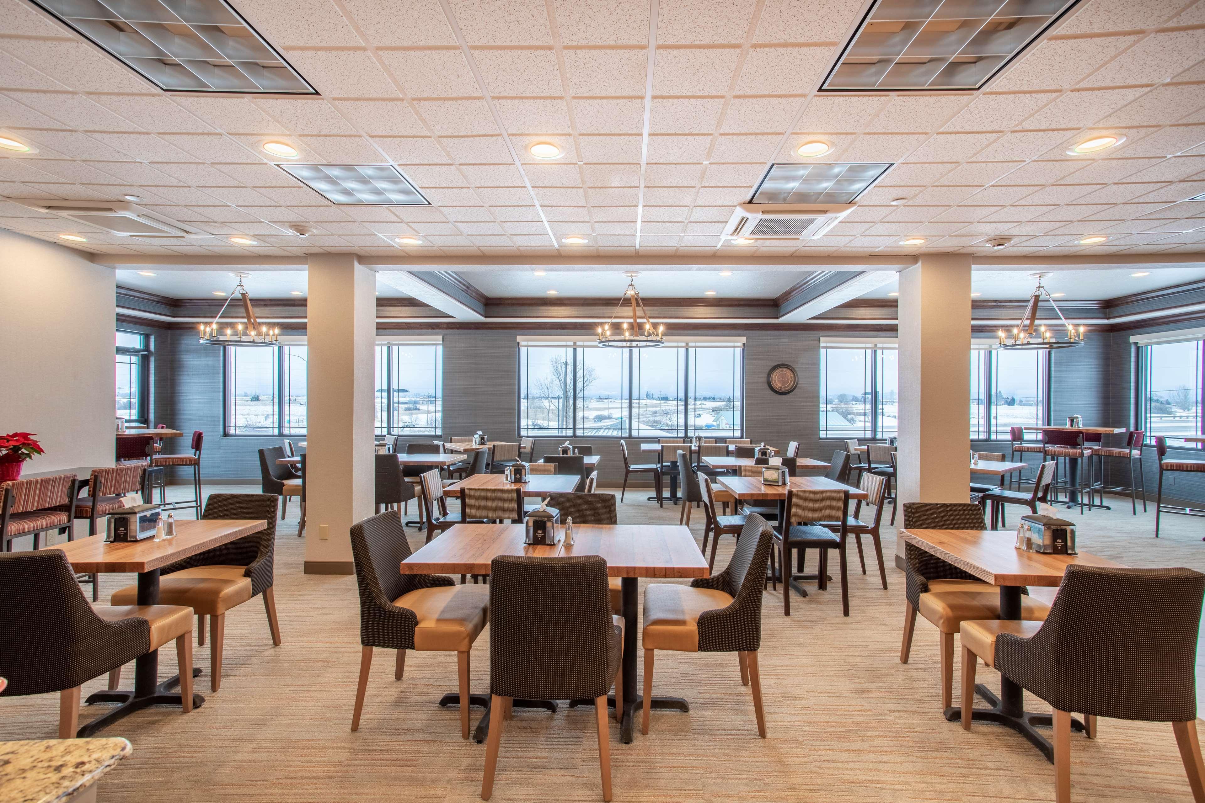 Best Western Plus Flathead Lake Inn And Suites Kalispell Exterior foto