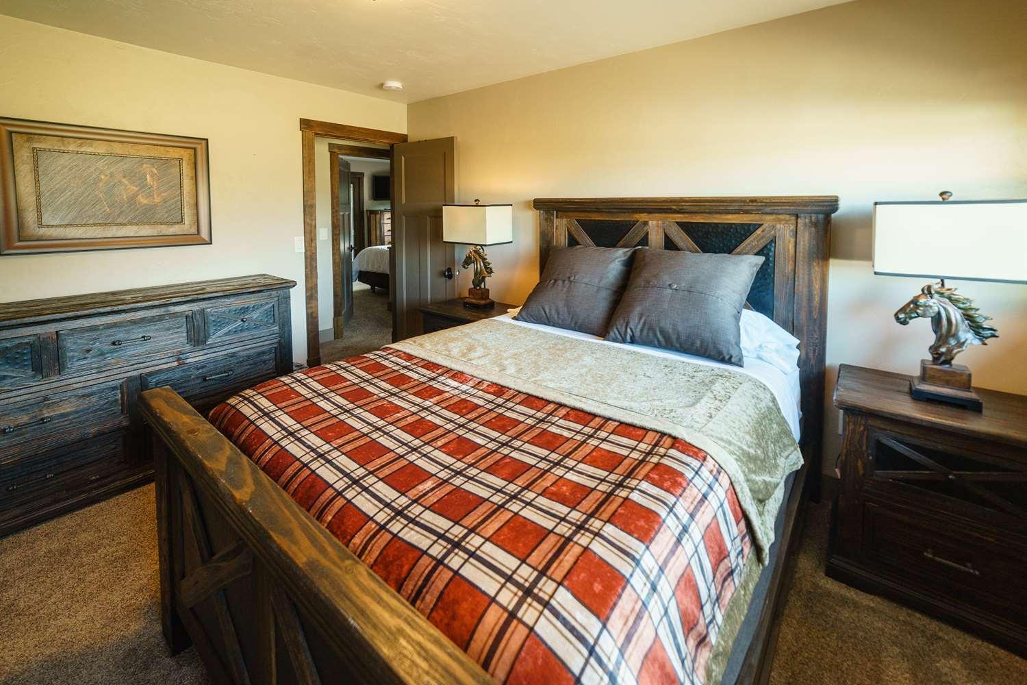 Best Western Plus Flathead Lake Inn And Suites Kalispell Exterior foto