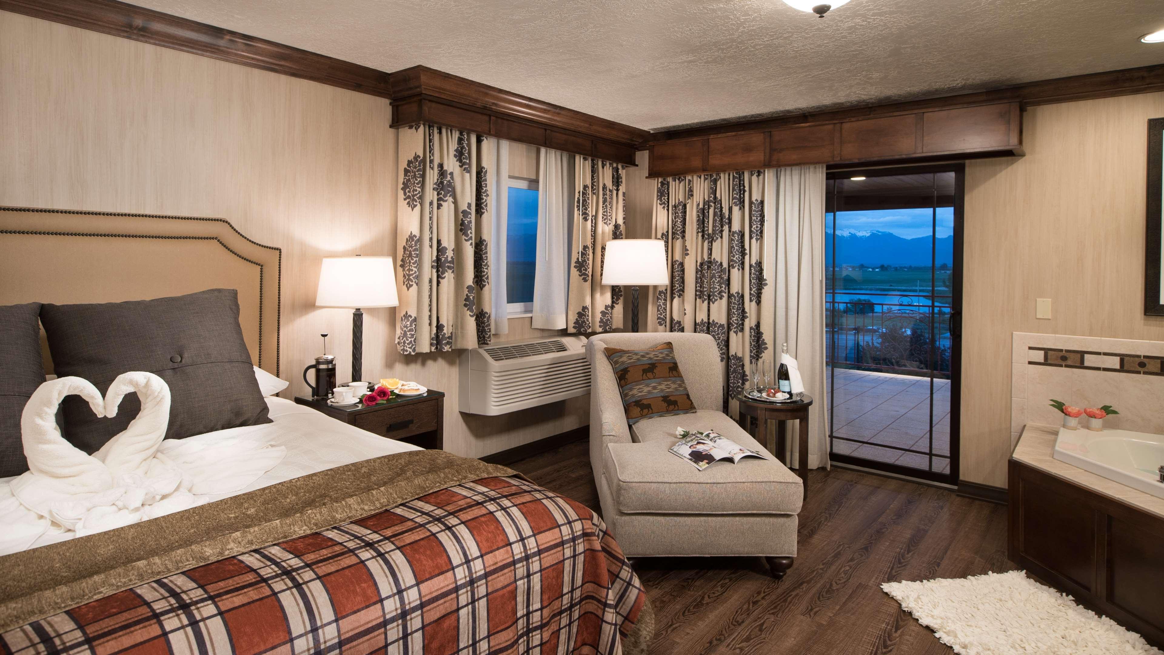 Best Western Plus Flathead Lake Inn And Suites Kalispell Exterior foto