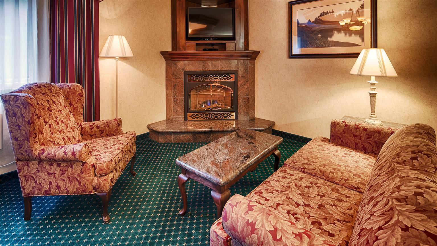 Best Western Plus Flathead Lake Inn And Suites Kalispell Exterior foto